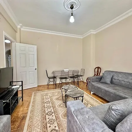 Sisli Near Osmanbey Metro 2+1 First Floor Flat